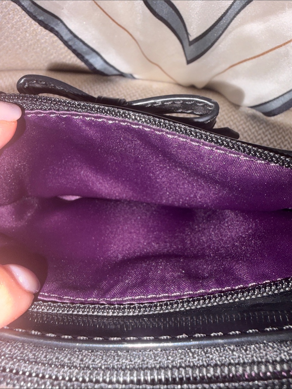 Coach Poppy Wristlet - Picture 5 of 5